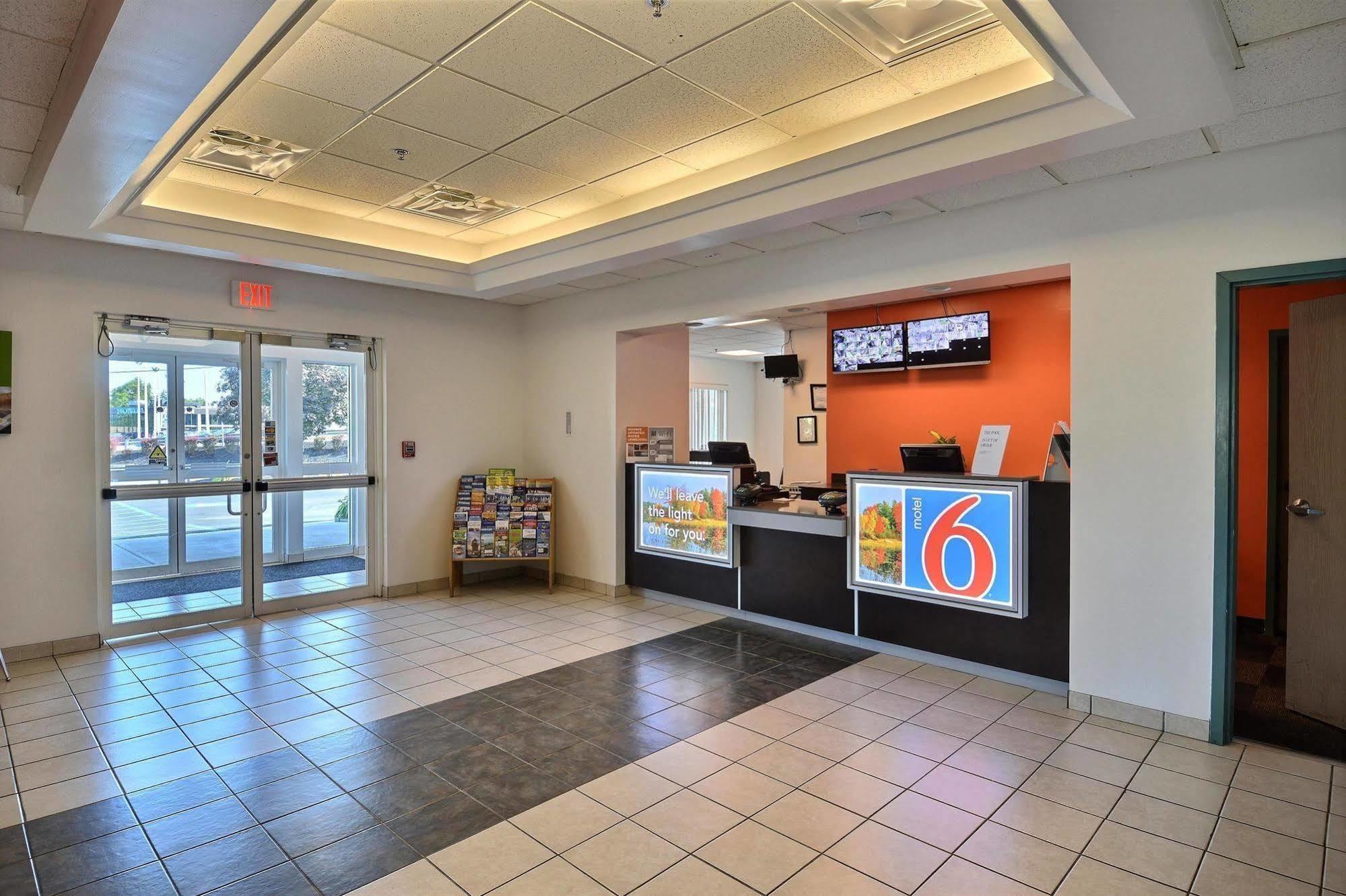Motel 6-Tewksbury, Ma - Boston Экстерьер фото