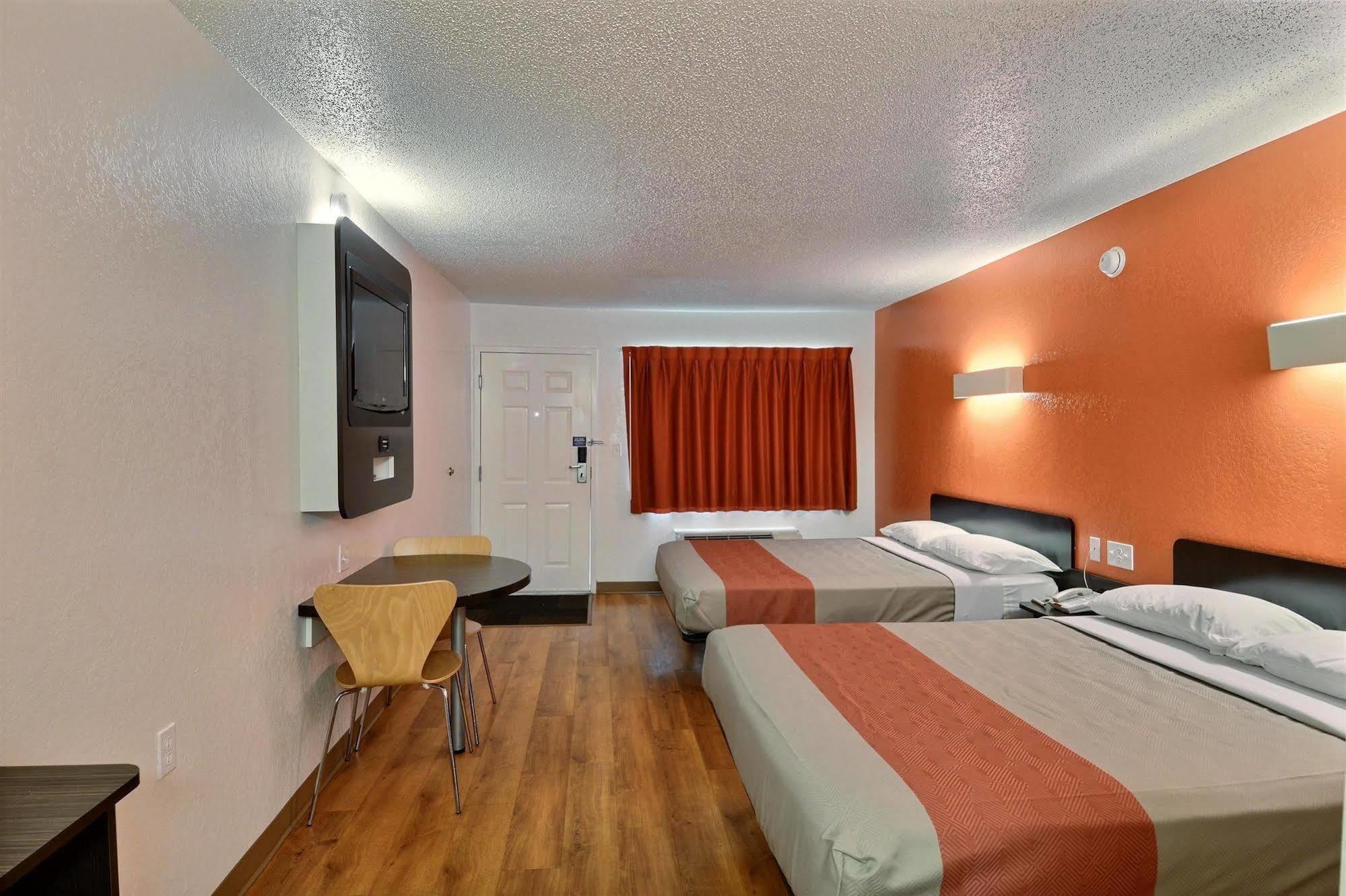 Motel 6-Tewksbury, Ma - Boston Экстерьер фото