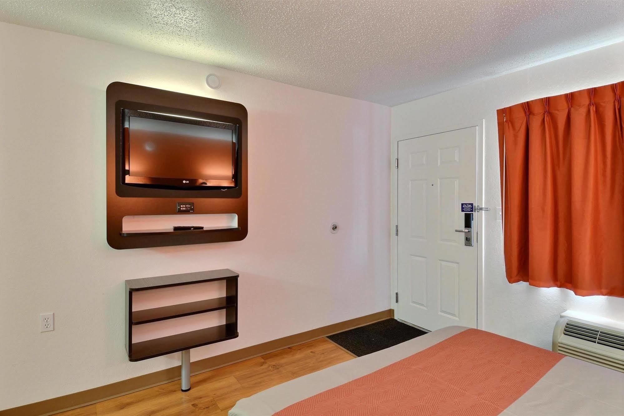 Motel 6-Tewksbury, Ma - Boston Экстерьер фото