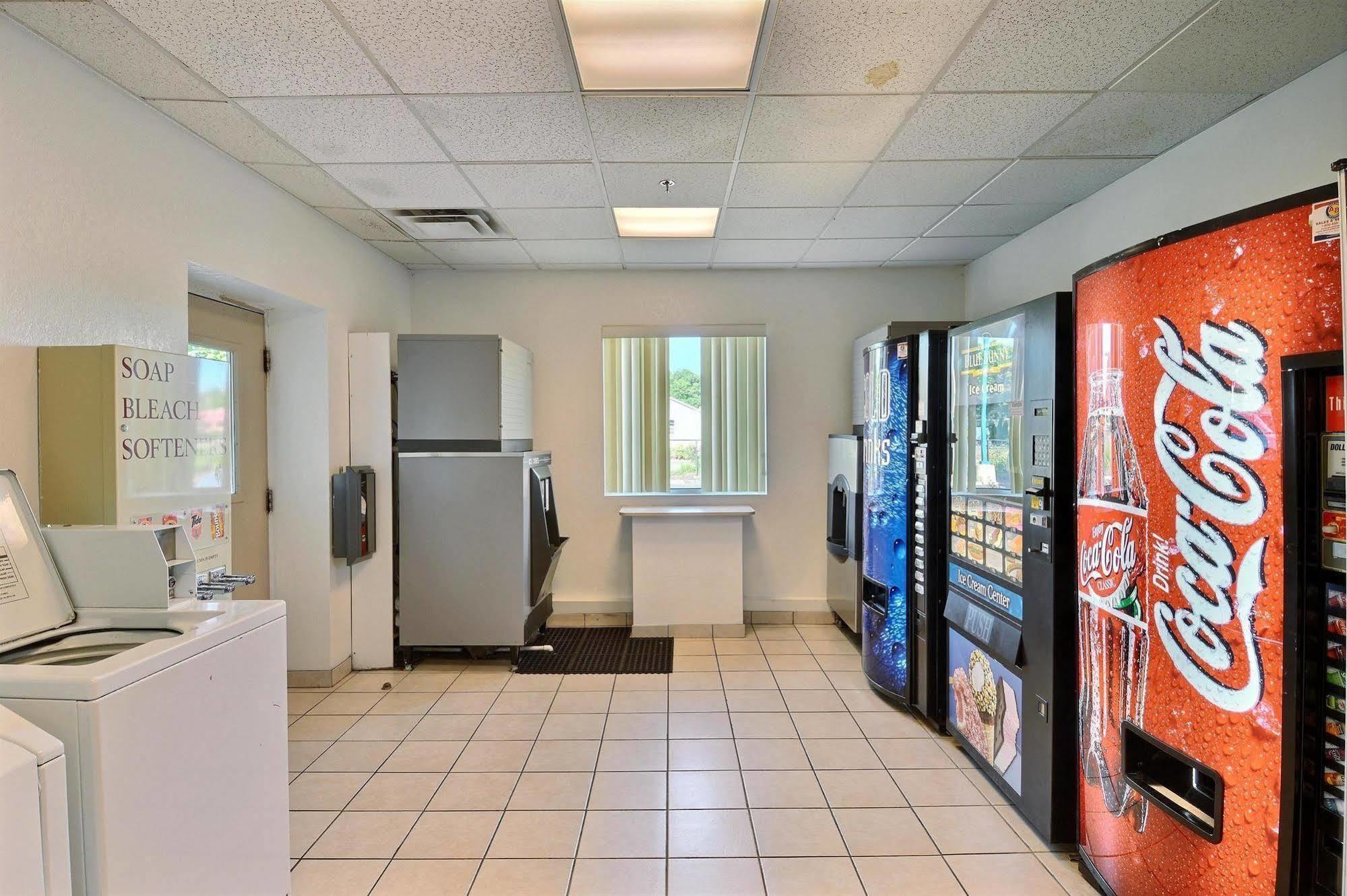 Motel 6-Tewksbury, Ma - Boston Экстерьер фото