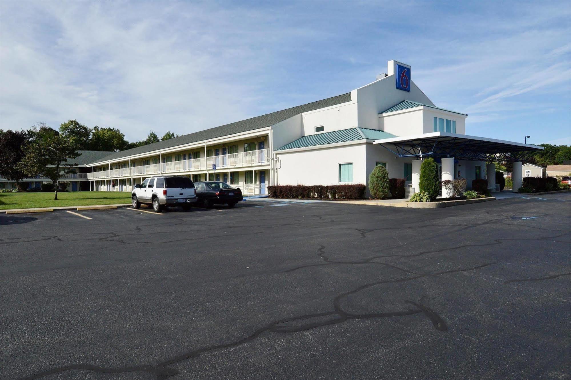 Motel 6-Tewksbury, Ma - Boston Экстерьер фото